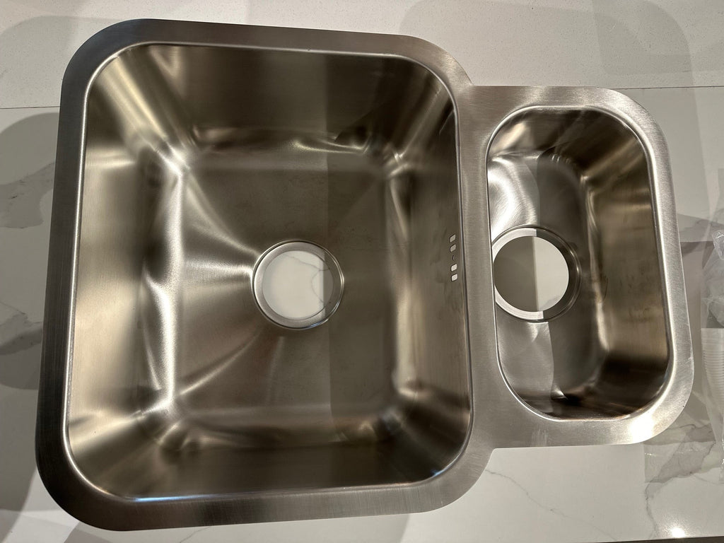 Kitchen Sink 1.5 Bowl Stainless Steel Undermount